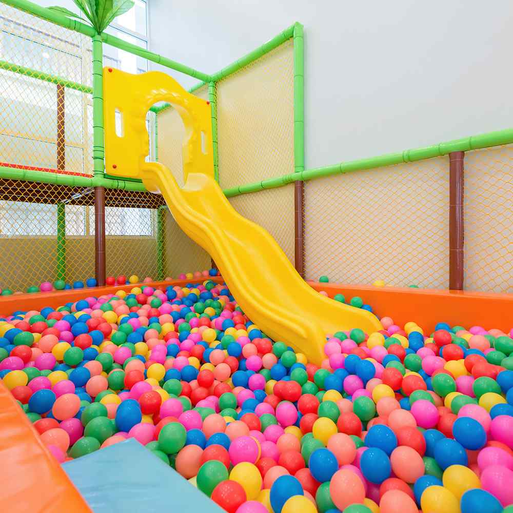 https://ballonpalast.de/wp-content/uploads/2022/04/inner_image_04.jpg